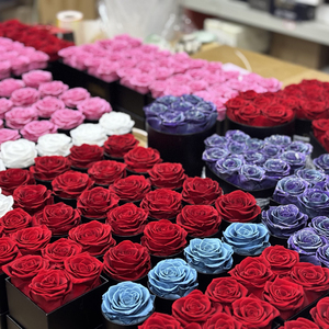 Roses <span class=keywords><strong>éternelle</strong></span>s stabilisées personnalisées avec logo dans une boîte ronde, carrée ou en forme de cœur pour la Saint-Valentin, la fête des mères, Noël, cadeau - Product Image 4