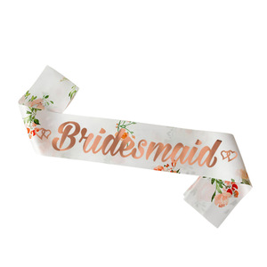 Écharpe florale pour future mariée avec inscription en or rose, cadeau pour enterrement de vie de jeune fille - Product Image 5