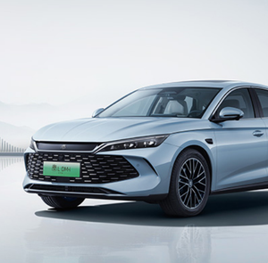 BYD Qin L 2024 2025 DM-I 1.5T 80กม. มอเตอร์เดี่ยว FWD หรูหรา4ประตู5-Seater ปลั๊กอินไฮบริดใหม่ที่ให้พลังงาน - Product Image 3