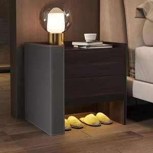 Mesita de noche moderna de madera maciza con gabinete de almacenamiento de cuero, mueble de dormitorio para uso adulto - Product Image 3