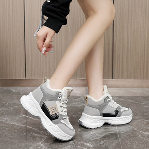 Nouveaux Mocassins Femme en Velours Automne/Hiver 2026 – Chaussures Chaudes Sportives à Semelle Épaisse, Imperméables, Tige en PU, Tendance Étudiante, Rehaussantes - Product Image 2