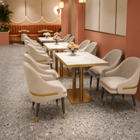 Ensemble de mobilier de restaurant commercial de luxe, chaises en cuir microfibre avec pieds en métal, table pour café, hôtel, projet, vente en gros