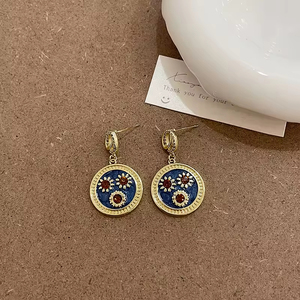 Pendientes de Aro de Moda con Diseño Retro Francés, Estilo Marino, Concha, Perla y Flor, Joyería para Mujer, Venta al por Mayor - Product Image 5