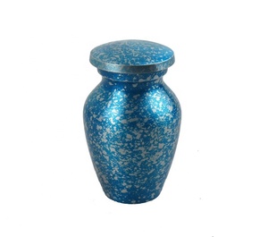 Urna Toscana golpeada a mano Vintage hecha a mano Venta caliente Último ataúd Mejor diseño Urna de recuerdo de lujo - Product Image 1