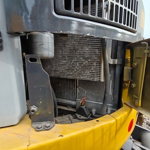 Excavatrice compacte Komatsu de 7 tonnes, d'occasion, faible nombre d'heures de fonctionnement, modèle PC78US, adaptée aux petits projets de construction - Product Image 5
