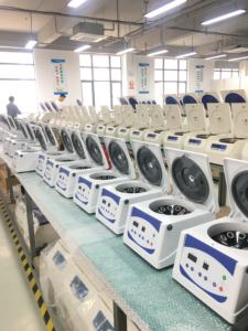 4000 סל "ד rpm מהיר פלזמה צנטריפוגה קוסמטי ומעבדות רפואיות לשימוש במעבדות - Product Image 5