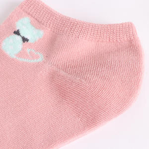 Venta al por mayor Simple lindo gato tobillera calcetines para adultos - Product Image 4