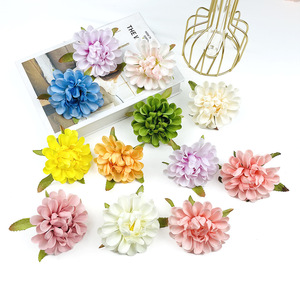 Fleurs artificielles en soie Xunpu, décorations marguerites pour mariage, maison, accessoires pour cheveux DIY - Product Image 1