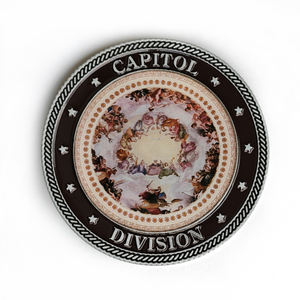 Pièce de collection personnalisée en argent antique, double face, motif bouclier du Capitole, design à remplir de peinture, vente en gros, excellent rapport qualité-prix - Product Image 2