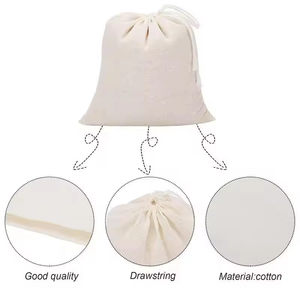 Bolsa de Regalo Navideña de Algodón Ecológico con Doble Cordón Personalizada, Logotipo y Diseño Personalizados, Color Camel, Tamaño Pequeño - Product Image 4