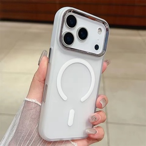 เคสโทรศัพท์มือถือแบบกันกระแทก ผลิตจากวัสดุ TPU และ PC  ผิวสัมผัสนุ่มแบบด้าน  พร้อมเลนส์โลหะโปร่งแสง  สำหรับ iPhone 17 16 15 14 13 12 Pro Max Plus - Product Image 2
