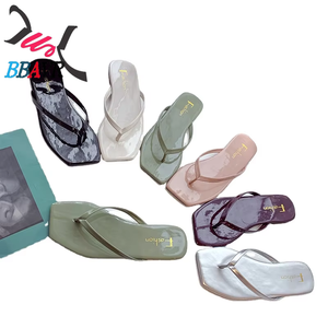 Sandalias de Mujer, Estilo Coreano, Punta Cuadrada, Chanclas de Verano 2019, Sandalias de Playa - Product Image 1