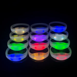 Gelang remote control LED gelang menyala silikon bercahaya aktivasi suara favorit pesta logo promosi kustom - Product Image 6