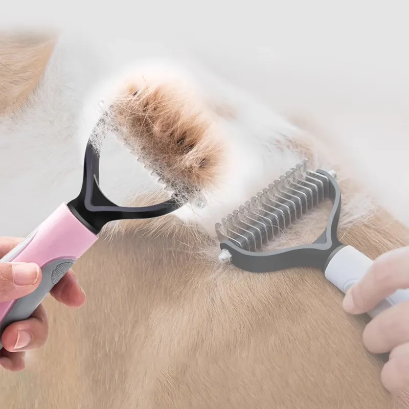 Expédition rapide en gros fabricant ABS plastique épilation brosse pour animaux de compagnie ensembles de toilettage luxe chien chat peigne à cheveux