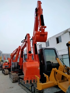 Excavatrice diesel Hitachi ZX70 d'occasion, 7 tonnes, mini-excavatrice sur chenilles, peinture d'origine, bon état des chenilles, modèle 2020, 54 CV - Product Image 5