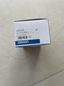 Interrupteur photoélectrique OMRON E3S-5E4 - Product Image 1