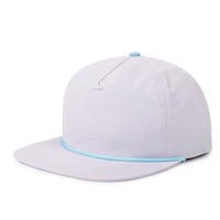 Gorra de Béisbol de Alta Calidad, 5 Paneles, Visera Plana, Sin Estructura, con Logotipo Bordado Personalizado, 100% Algodón, Color Dorado
