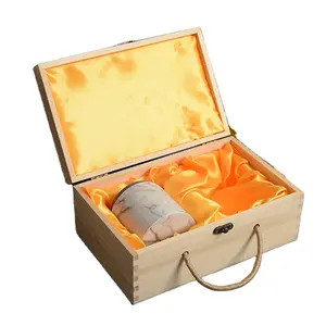 Wooden Honey Packing box with Silk lining - Creative wooden packing box with handle