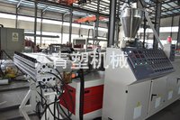 Ligne de production de panneaux en mousse PVC à faible coût, équipement d'extrusion pour panneaux publicitaires en plastique, lettrage publicitaire