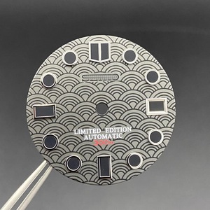 Nuevo Accesorio de Modificación para Relojes, Esfera Luminosa Verde con Marcadores Redondos de 28.5mm, Compatible con Movimientos NH35 y NH36 - Product Image 6