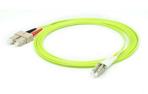 Cordon de brassage fibre optique personnalisé en gros, faible perte, OM5 Duplex LC vers LC, 2,0 mm LSZH Vert Clair pour centre de données 400G - Product Image 5