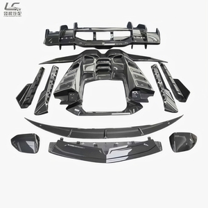 Kit Carrosserie Style OEM Haute Qualité pour Lamborghini Revuelto 2024 2025 – Pare-chocs Avant et Jupes Latérales en Fibre de Carbone pour la Course - Product Image 1