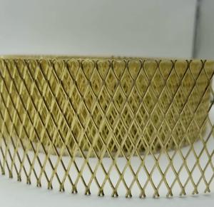 Grille métallique expansée antidérapante <span class=keywords><strong>pour</strong></span> zones à fort trafic, capacité d'absorption des chocs, sécurité dans les zones humides, rampes de chargement, découpe, soudage - Product Image 5