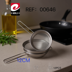 Colador de aceite metálico de doble capa con borde ancho de 12 cm y mango de acero inoxidable - Product Image 3