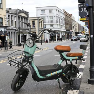Motocicleta Eléctrica OEM Ku Jun con Baterí<span class=keywords><strong>a</strong></span> de Litio de 48V y Motor de 350W <span class=keywords><strong>para</strong></span> <span class=keywords><strong>Adultos</strong></span> Motos de Calle Menos de 40km/h <span class=keywords><strong>para</strong></span> Desplazamientos Urbanos - Product Image 2