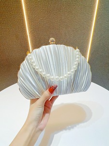 Fashion Shell Pleated Pearl <b>Clutch</b> Bag Women <b>Wedding</b> Evening bags Chain Shoulder Handbag Luxury Ladies party Evening Bag - Product Image 2