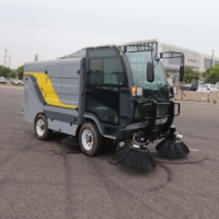 Balayeuse de voirie électrique à quatre roues avec aspiration haute pression, balayeuse de sol, balai motorisé, alimentée par batterie, bac à poussière de 240 L
