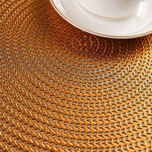 Meilleure Vente : Set de Table Décoratif en PVC Anti-Brûlure Lavable pour une Table à Manger Occidentale Élégante - Product Image 3