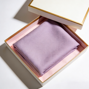 Scatola Rigida Bianca con Design Semplice, Foglia d'Oro, Interno <span class=keywords><strong>in</strong></span> Spugna, Personalizzabile, <span class=keywords><strong>in</strong></span> Materiali Riciclati per Regali di Nozze, Abbigliamento, Sciarpe, Durag - Product Image 5