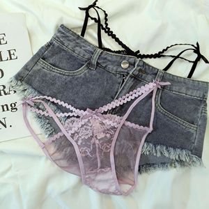 Tanga Retro de Encaje a la Moda con Cinturón Delgado - Tanga Sexy Transparente de Cintura Baja para Mujer - Product Image 1