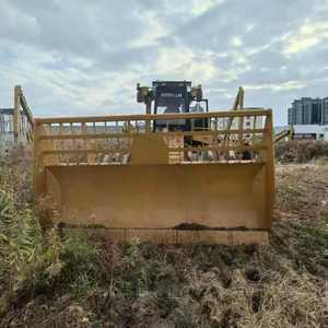 Compacteur de déchets Cat 826H pour les sites d'enfouissement des déchets, destiné à l'épandage, au poussage et au compactage des déchets solides municipaux - Product Image 4