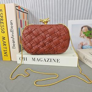 跨界小香风格<span class=keywords><strong>B</strong></span>家庭餐包编织盒女士手拿包欧美风格大品牌夹手提包 - Product Image 3