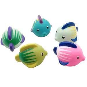 Eco-friendly Rubber Sea Animal Pvc Plastic Floating Clownfish Baby Squirting Bath Toy for Infant Kids