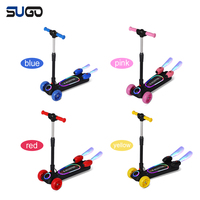 Trottinette électrique bleue/rouge/rose/jaune pour enfant avec lumière LED avant pour encourager les enfants à jouer seuls