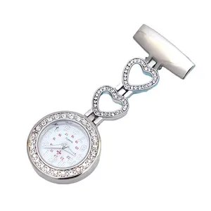 Relógio quartz feminino com pingente, relógio de bolso clipe-on para pendurar no coração e estrela