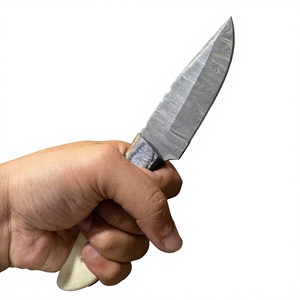 Couteau de camping à lame fixe en acier Damas avec manche en résine 20 cm - Couteau de survie DIY pour l'extérieur - Product Image 2