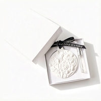Diffuseur d'huiles essentielles en plâtre parfumé à la fleur, en céramique de porcelaine faite à la main, pour voiture et armoire, cadeau de luxe