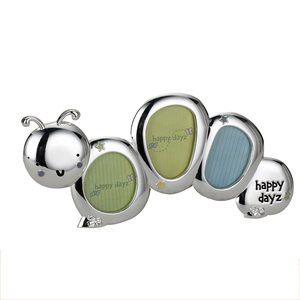 Thức Ăn Chai Ngựa Bánh Cậu Bé Và Cô Gái Ăn Mặc Dễ Thương Bé Khung Ảnh - Product Image 5