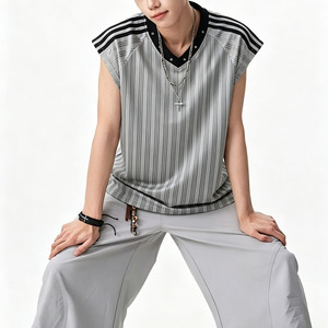 Wholesale Hot Sales Men Rivet V‑Neck Striped Tank <b>Top</b> Loose <b>Oversized</b> Casual Streetwear Sleeveless <b>Vest</b> Men Daily Sport - Product Image 2