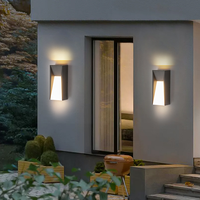 Lampes murales LED extérieures imperméables au design moderne pour hôtels, cours, jardins, villas, communautés, balcons