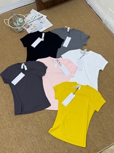 Vêtements de luxe pour femmes aux courbes généreuses, T-shirt sport d'été coupe ajustée, Blouse, Hauts blancs pour femme, Corset <span class=keywords><strong>blanc</strong></span> pour la course et le golf, Vêtements Aloe Blancs - Product Image 6