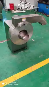 צ 'יפס ייצור ציוד קטן מכונת קסבה מכונת חיתוך