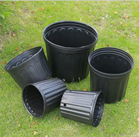 Supplier Grosir Pot Tanaman Plastik Hitam dari PP Daur Ulang untuk Pembibitan, Ukuran 1 2 3 5 Galon Inci