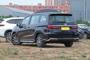 Honda Odyssey 2018 2 4.0L Edizione Smart Enjoy Usata, MPV Spazioso a 7 Posti, Minivan Familiare con Trasmissione Automatica - Product Image 6