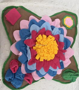 Alas Makan Perlahan untuk Anjing Kecil/Sedang, Motif Bunga Warna-warni Klasik, Bahan Linen Berbulu, Puzzle Stimulasi Mental - Product Image 4