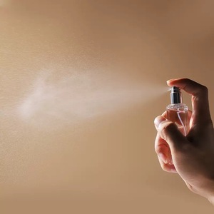 Màn Hình In Rỗng 5Ml <span class=keywords><strong>10Ml</strong></span> 20Ml 30Ml Rõ Ràng Mini Bơm Phun Sương Lọ Mẫu Phun Nước Hoa Thủy Tinh Chai Với Vít Cap - Product Image 6